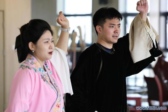 “主角”是怎样真金不怕火成的——“一场戏”的台前幕后